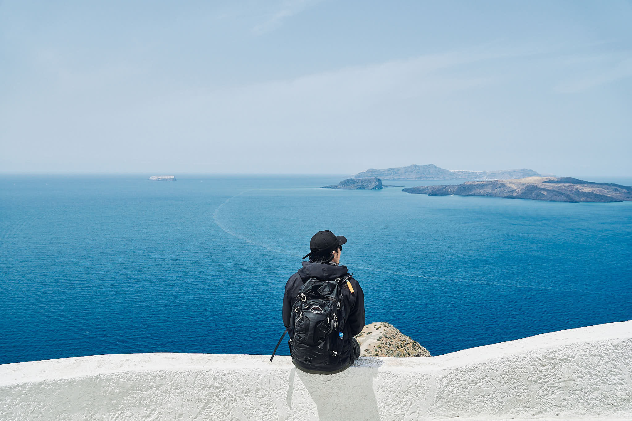 Greece 希臘｜The Heart of Santorini｜美麗的島嶼懸崖與純白迷你教堂