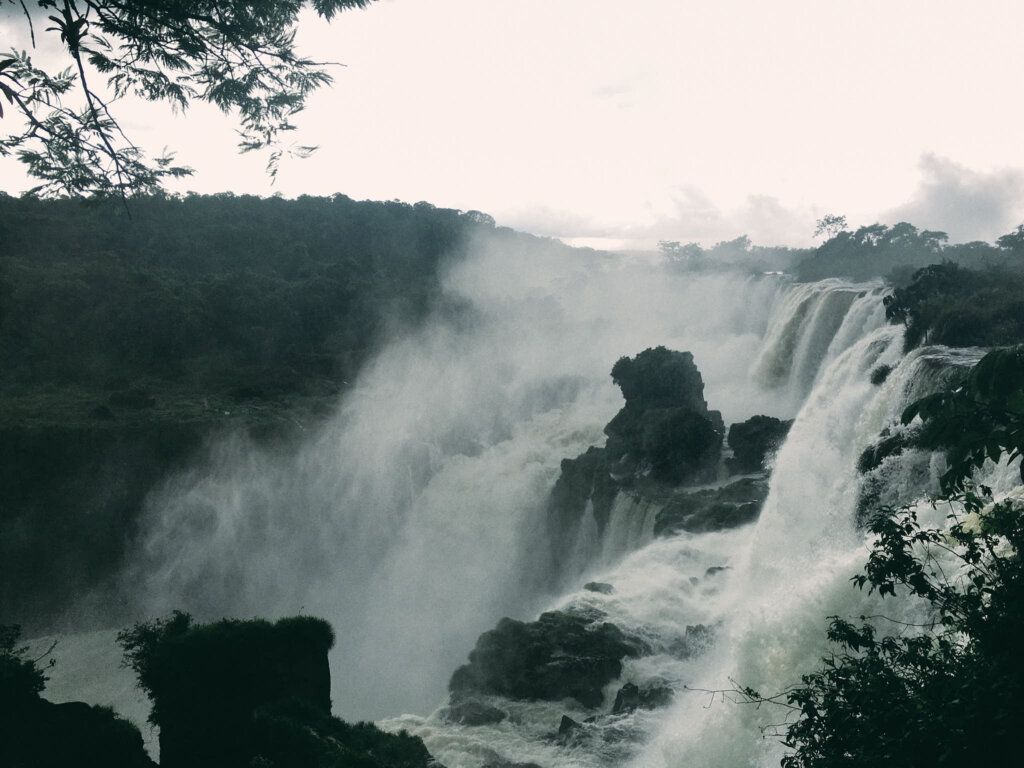 伊瓜蘇瀑布｜世界第 3 大瀑布｜南美洲最狂水之呼吸